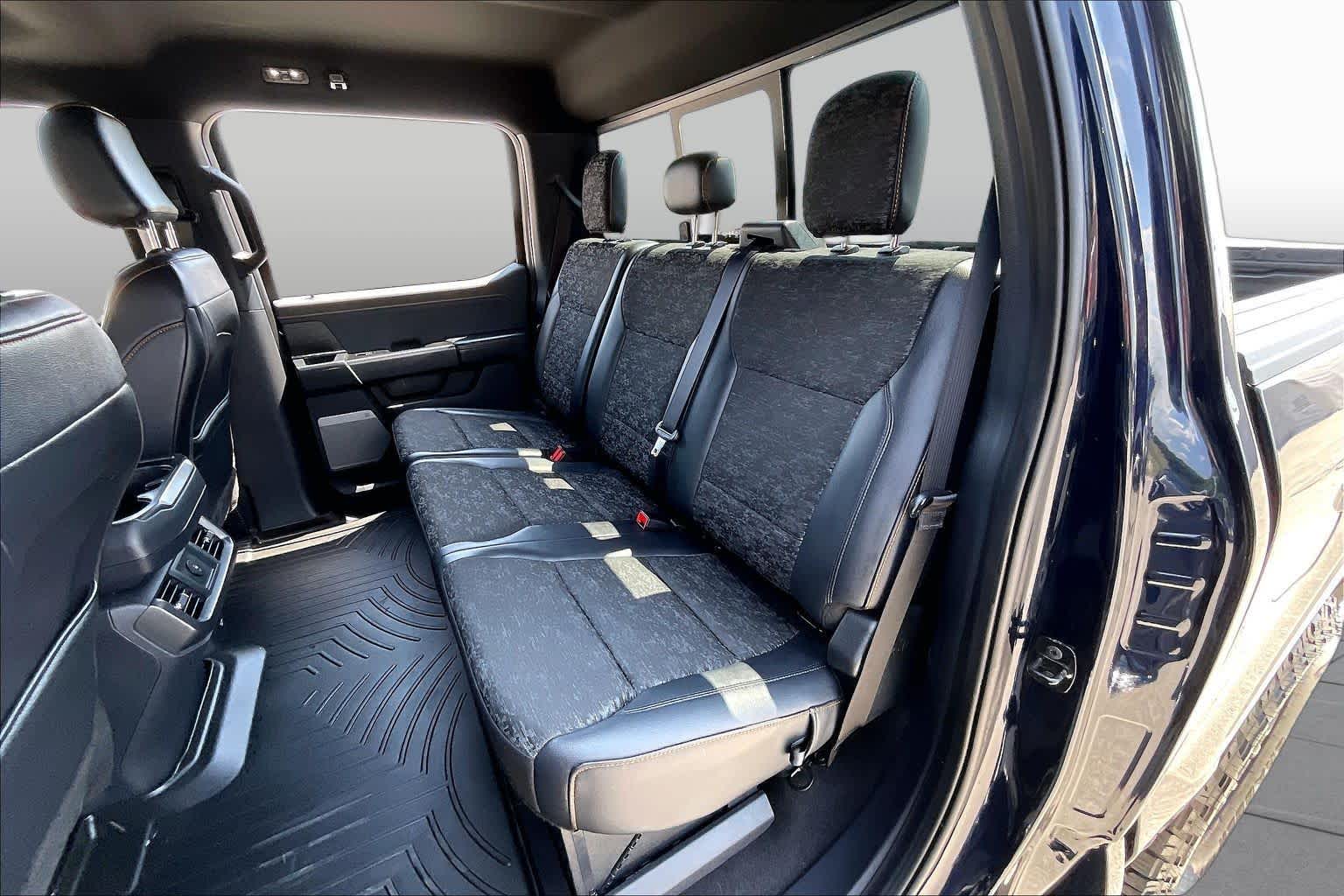 2025 Ford F-150 photo 19 of 34