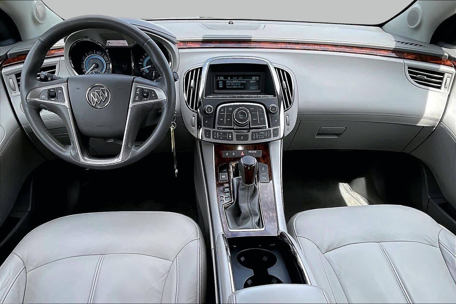 2012 Buick LaCrosse photo 15 of 33