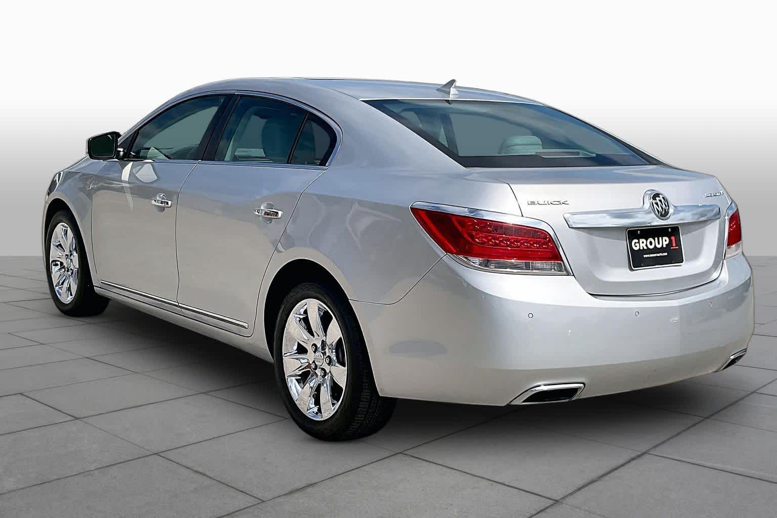 2012 Buick LaCrosse photo 11 of 33