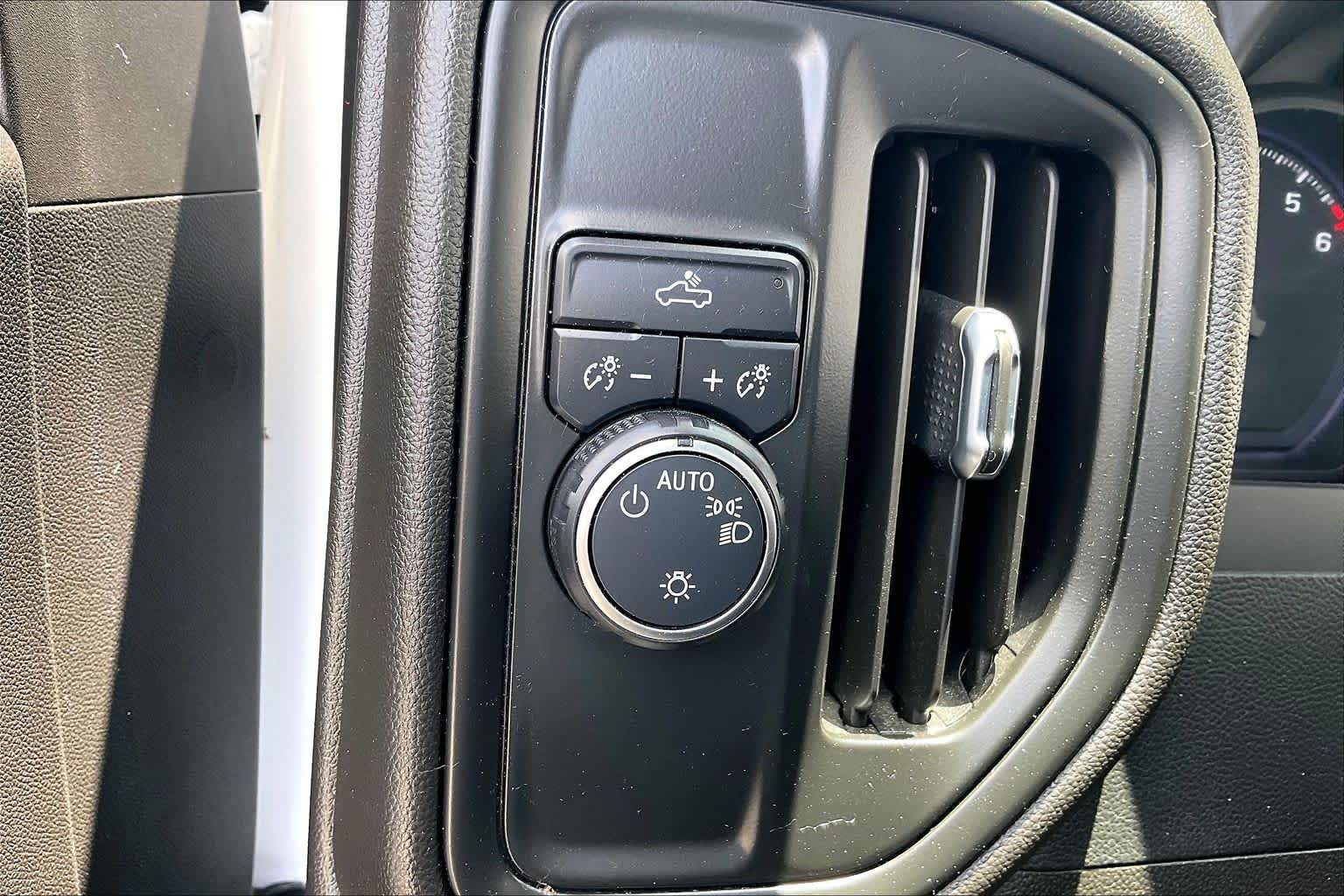 2024 Chevrolet Silverado 1500 Custom Summit White at AutoNation Chevrolet Gulf Fwy