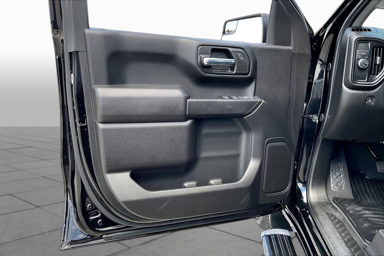 2024 Chevrolet Silverado 1500 Custom Black at Davis Chevrolet