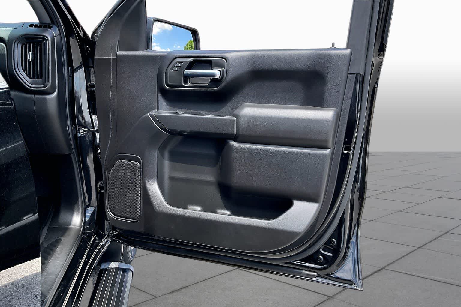 2024 Chevrolet Silverado 1500 Custom Black at Davis Chevrolet