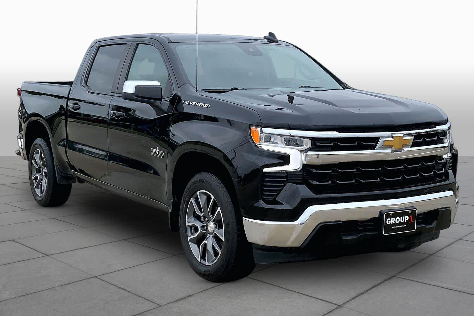 2022 Chevrolet Silverado 1500 LT - 4