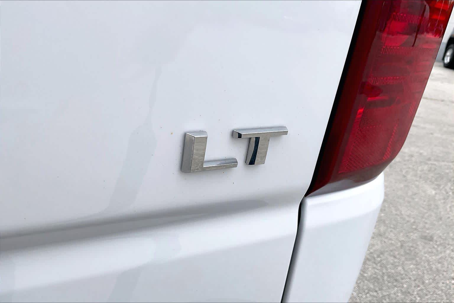 2024 Chevrolet Silverado 1500 LT Summit White at Group 1 GMC Buick South