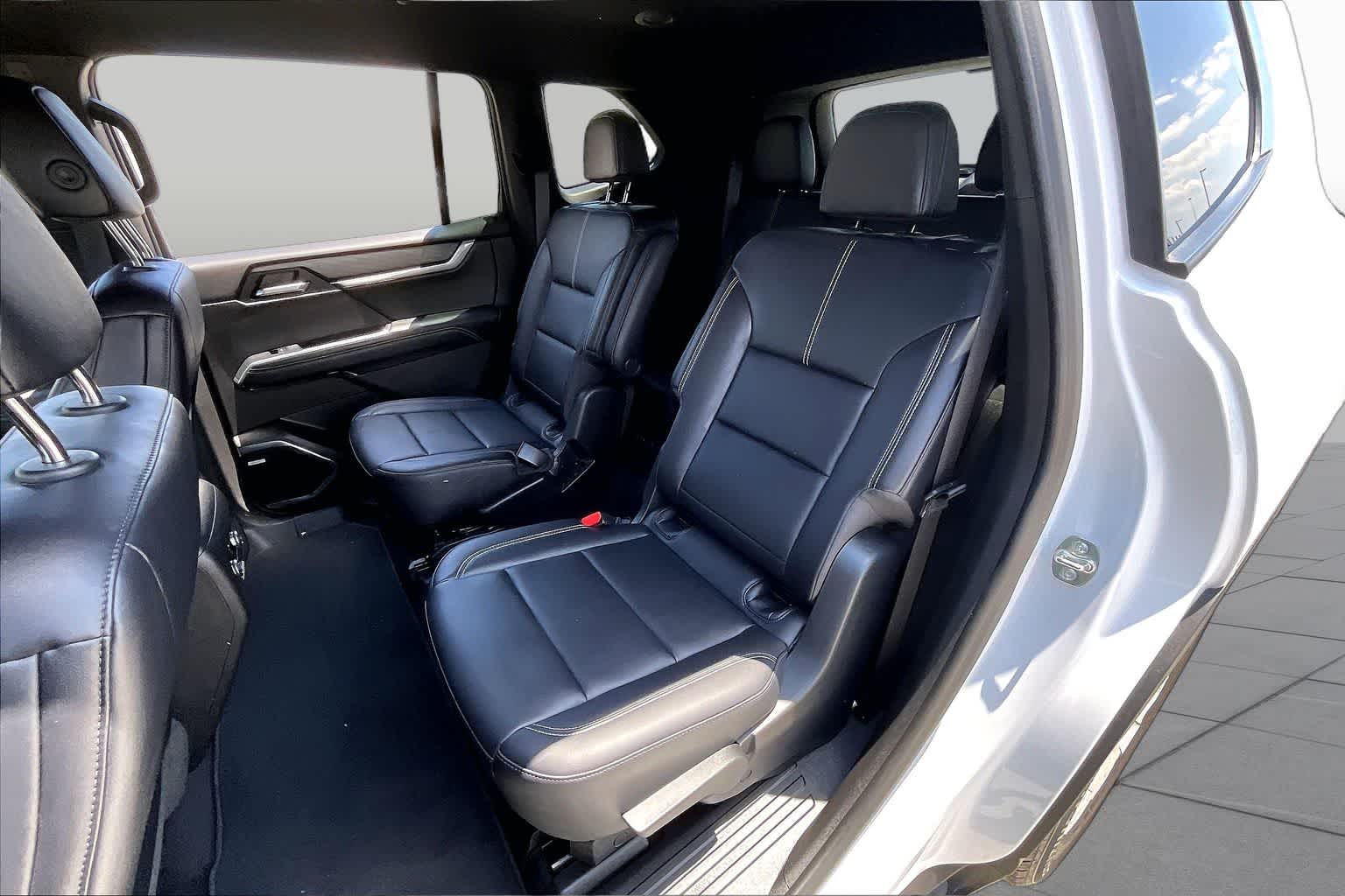 2026 GMC Acadia AWD Elevation Summit White at Texan GMC Buick