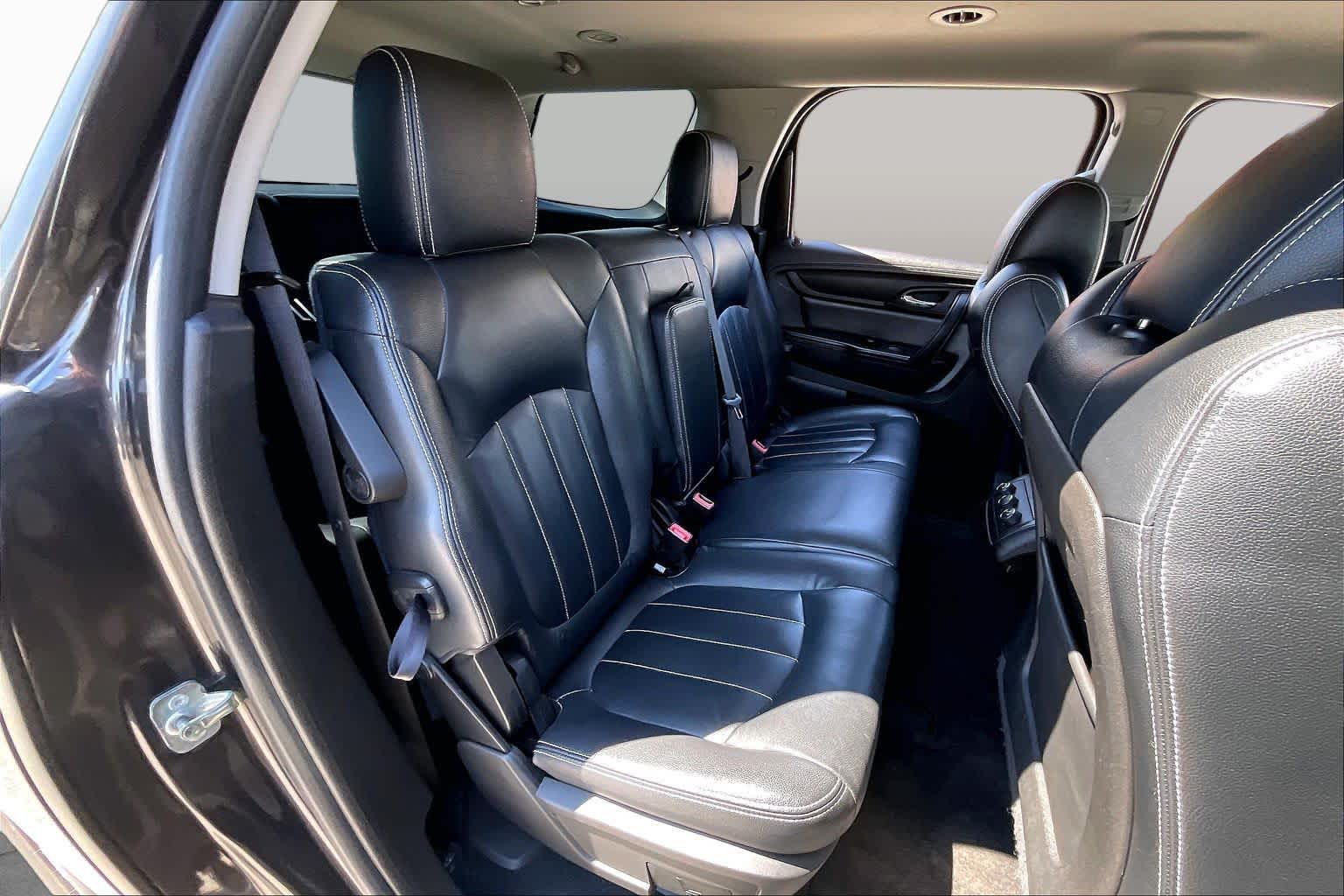 2016 GMC Acadia photo 20 of 33