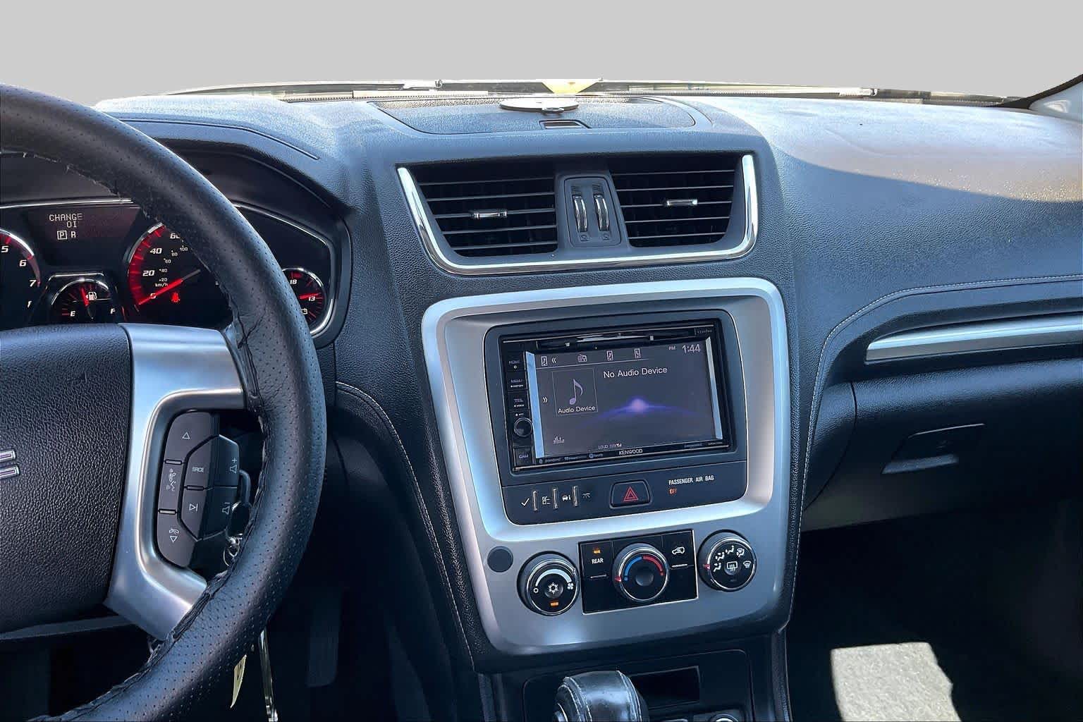 2016 GMC Acadia photo 7 of 33