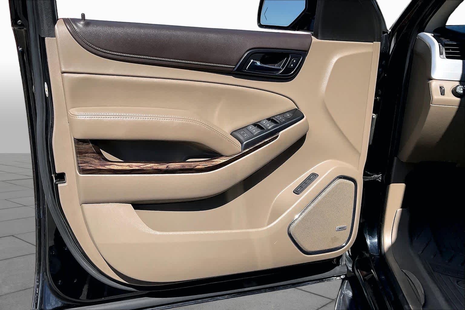 2020 GMC Yukon photo 22 of 35