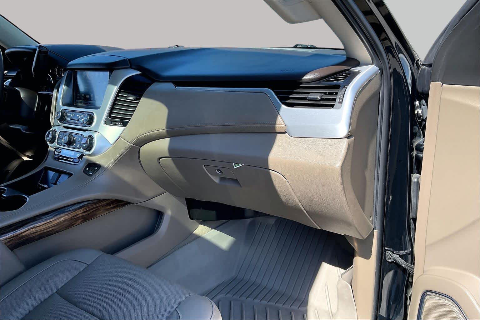 2020 GMC Yukon photo 19 of 35
