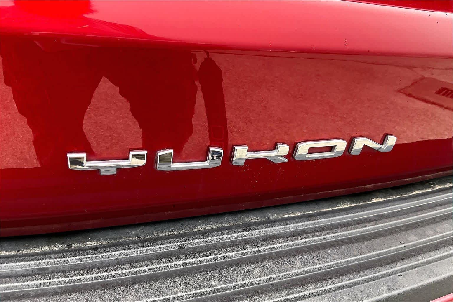 2024 GMC Yukon SLT Volcanic Red Tintcoat at Group 1 GMC Buick South