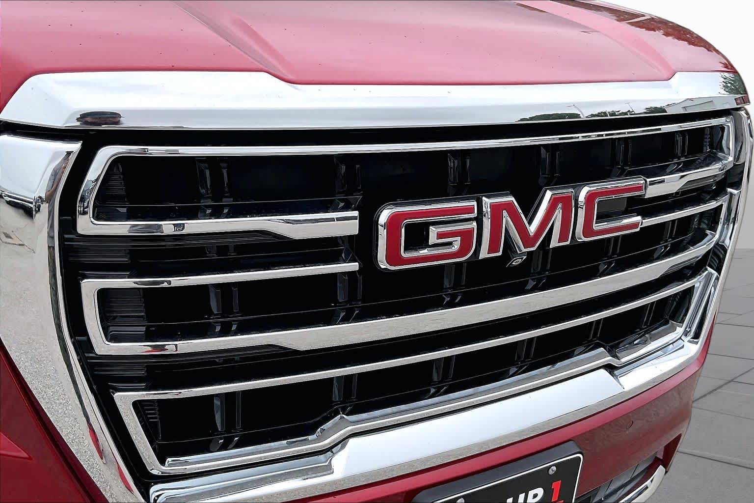 2024 GMC Yukon SLT Volcanic Red Tintcoat at Group 1 GMC Buick South