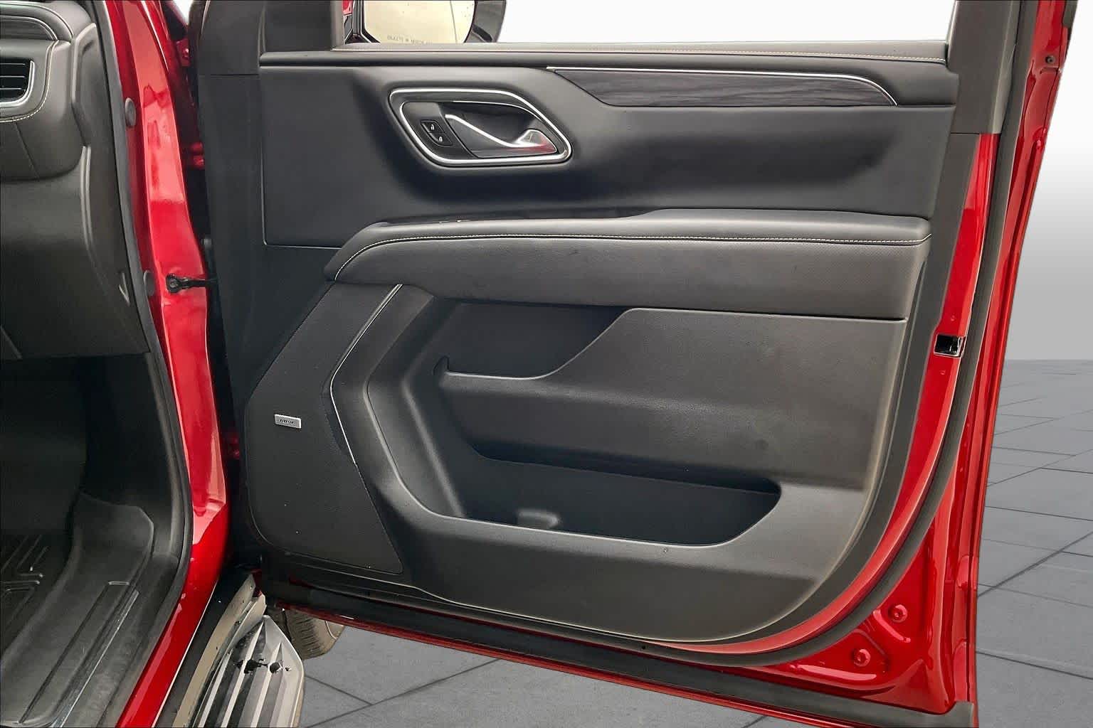 2024 GMC Yukon SLT Volcanic Red Tintcoat at Group 1 GMC Buick South