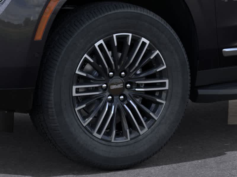 2026 GMC Yukon photo 9 of 24