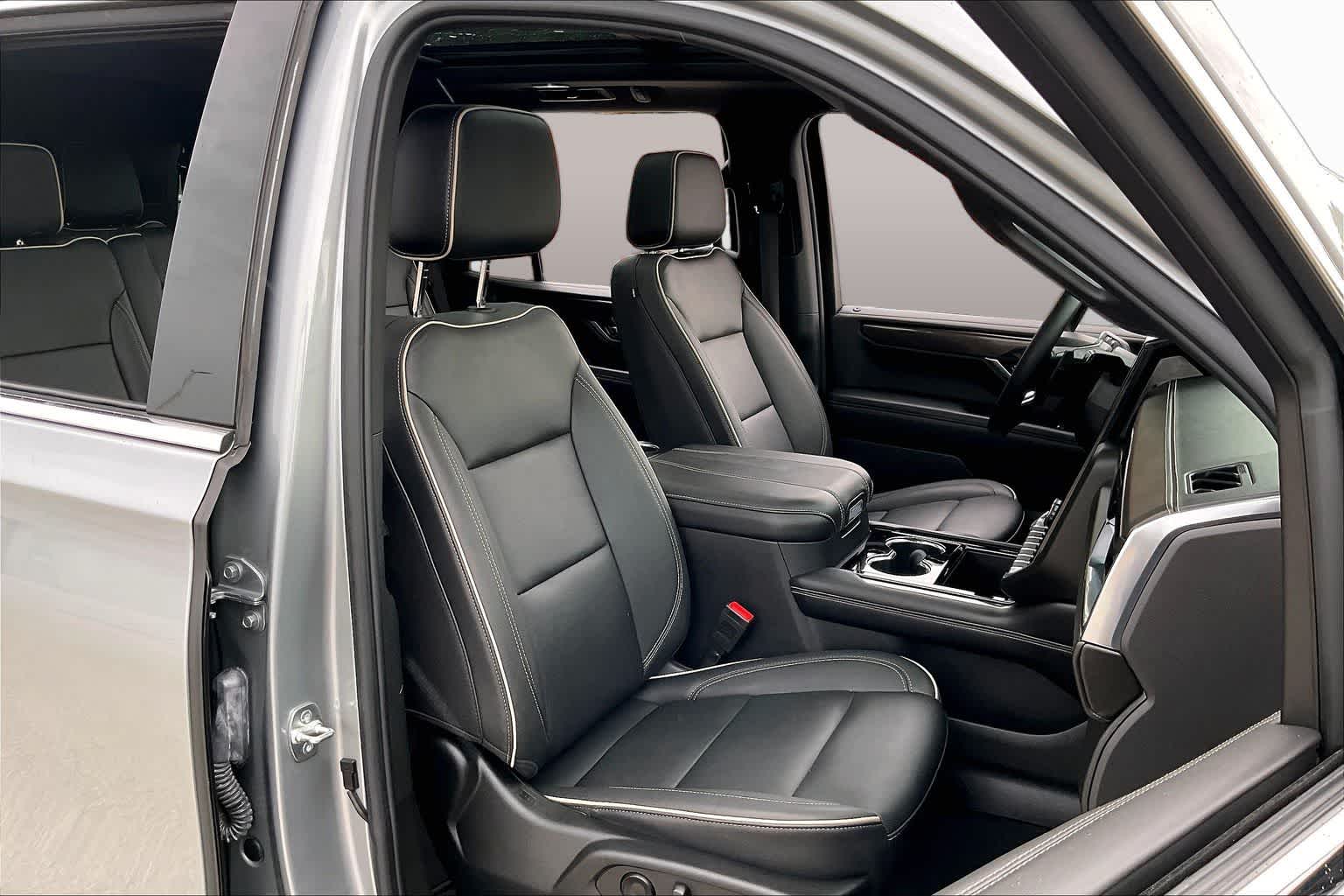 2025 GMC Yukon Elevation Sterling Metallic at Group 1 GMC Buick South