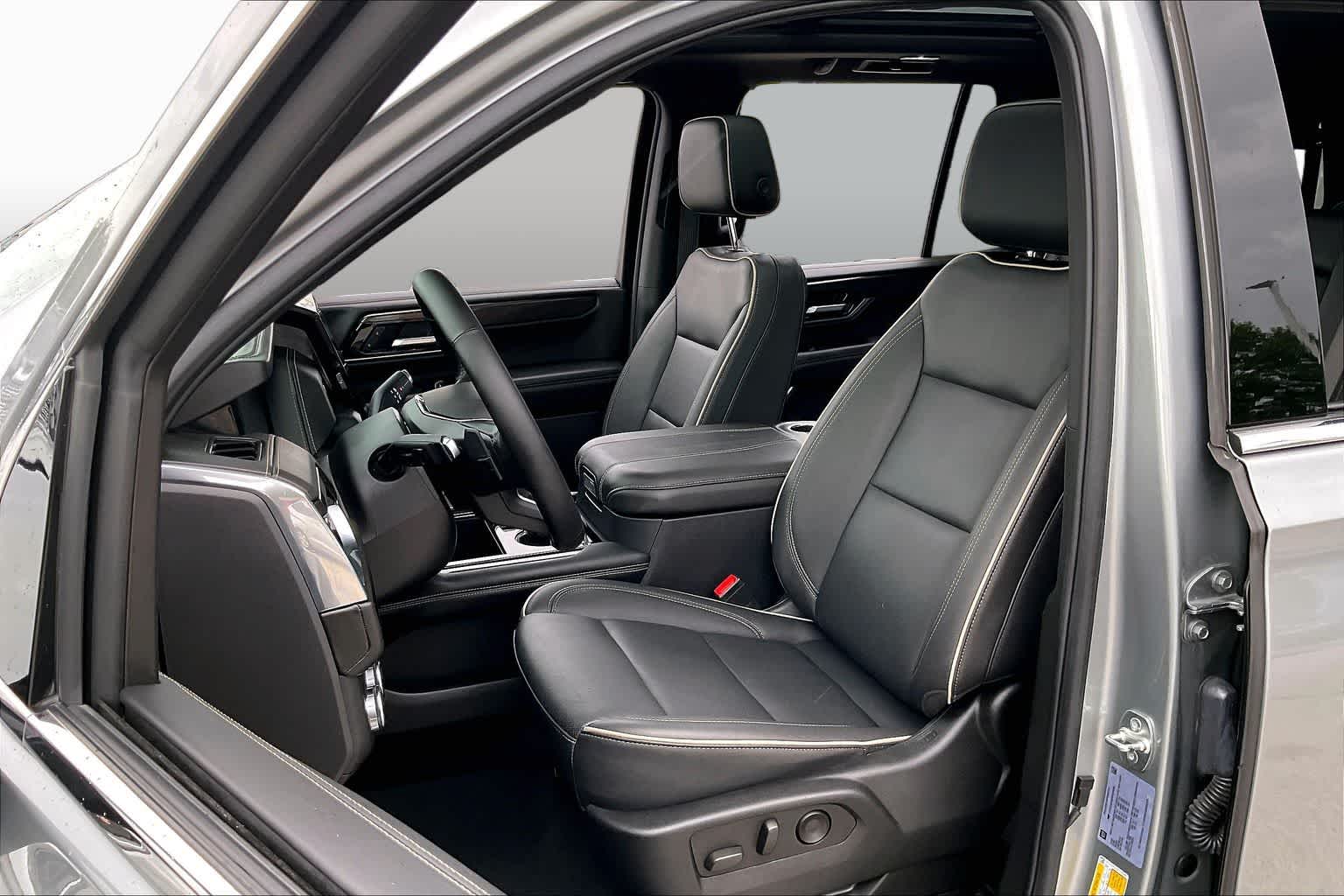 2025 GMC Yukon Elevation Sterling Metallic at Group 1 GMC Buick South