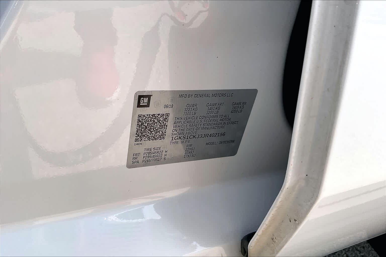Used 2018 WHITE FROST TRICOAT GMC Denali image 34
