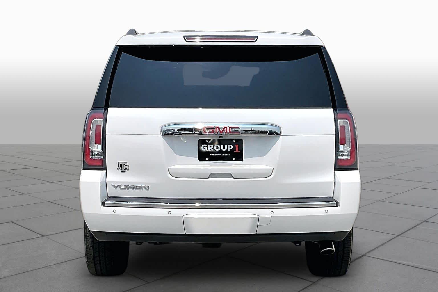 Used 2018 WHITE FROST TRICOAT GMC Denali image 5