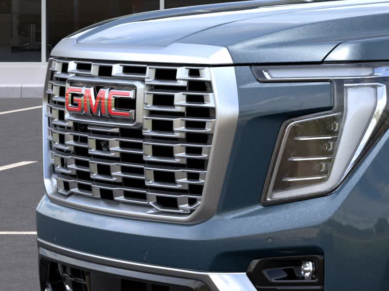 2027 GMC Yukon Denali photo 13 of 24