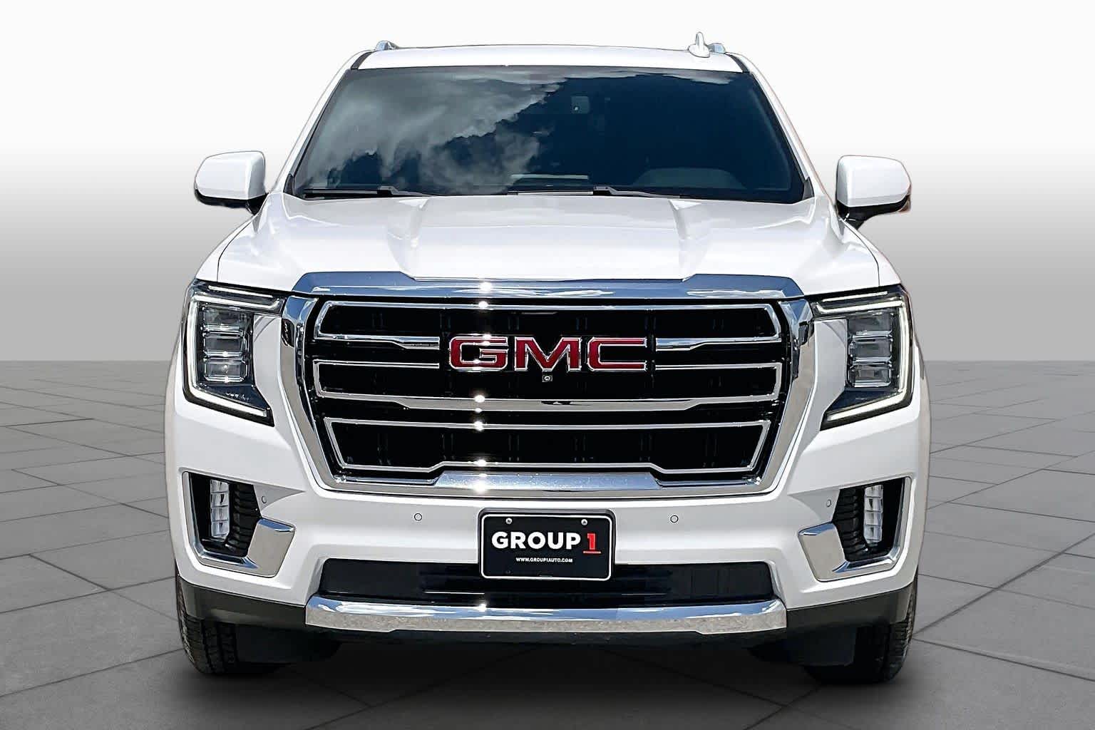 Used 2021 WHITE FROST TRICOAT GMC SLT image 4