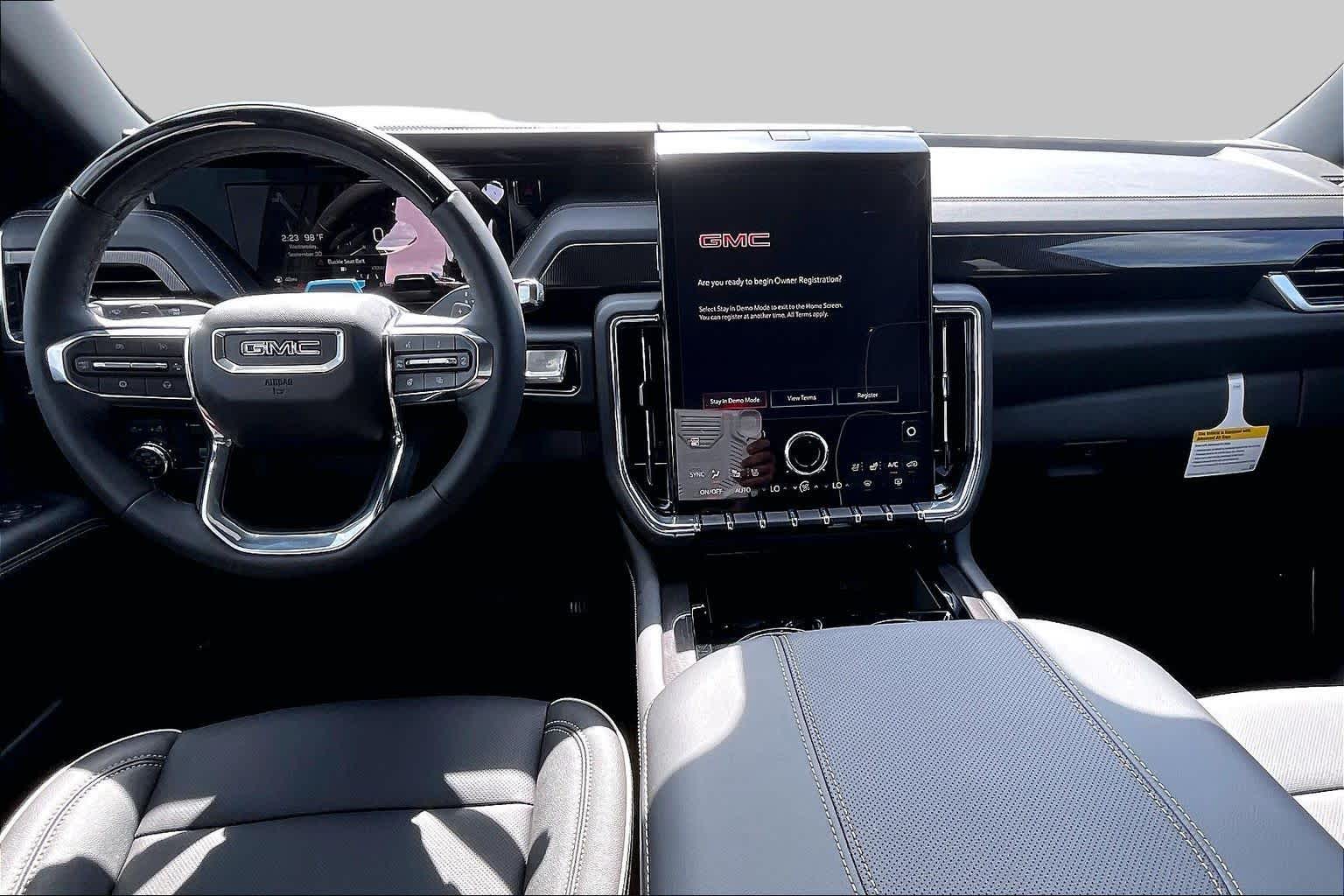 2026 GMC Yukon XL photo 5 of 20