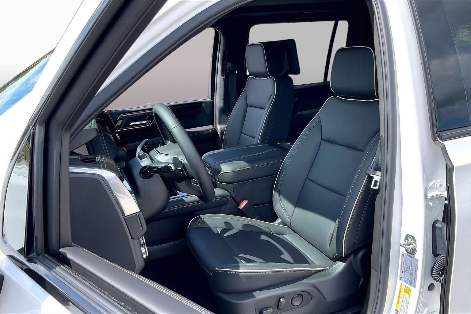 2026 GMC Yukon XL photo 18 of 20