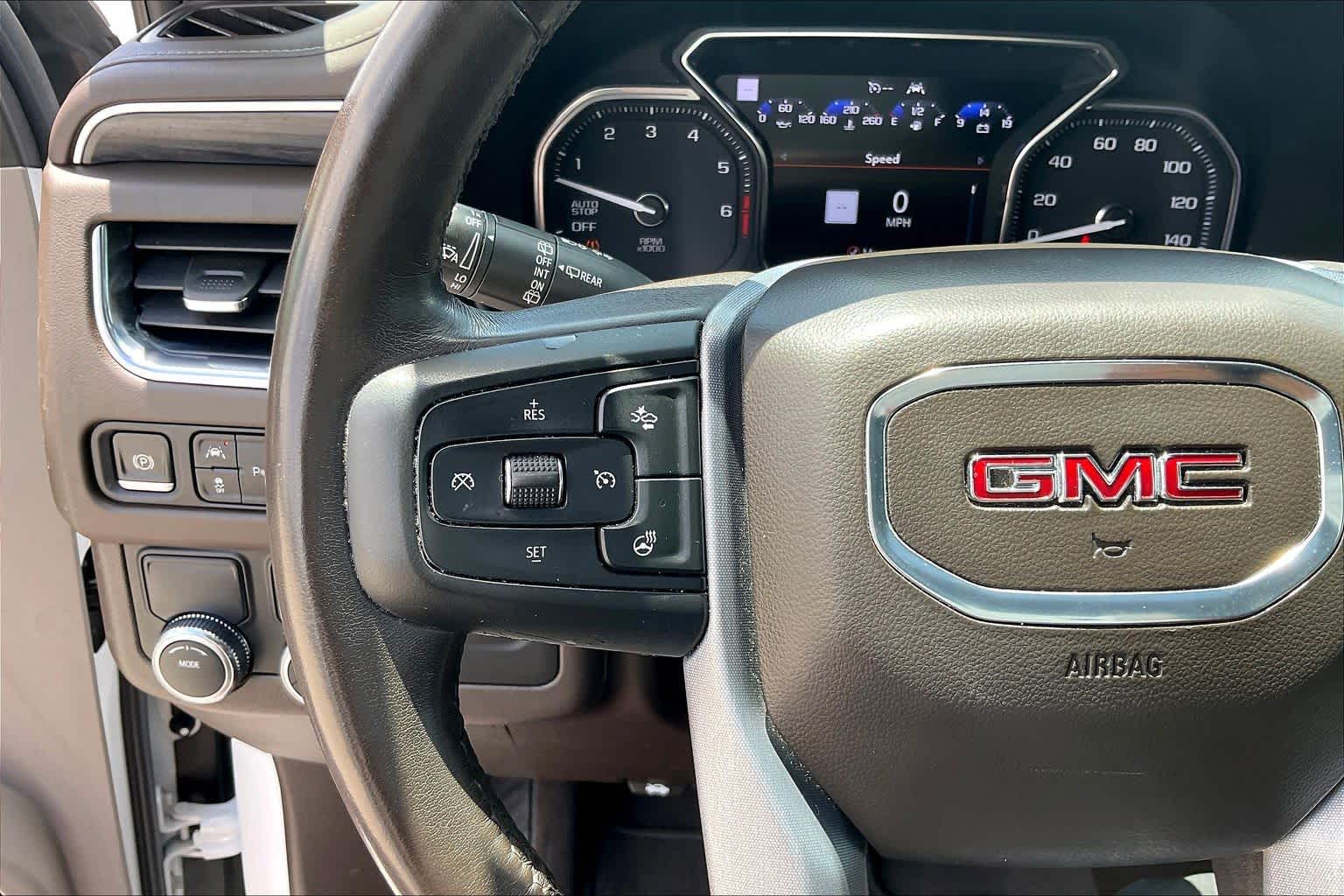 2021 GMC Yukon XL SLT Summit White at Group 1 GMC Buick South