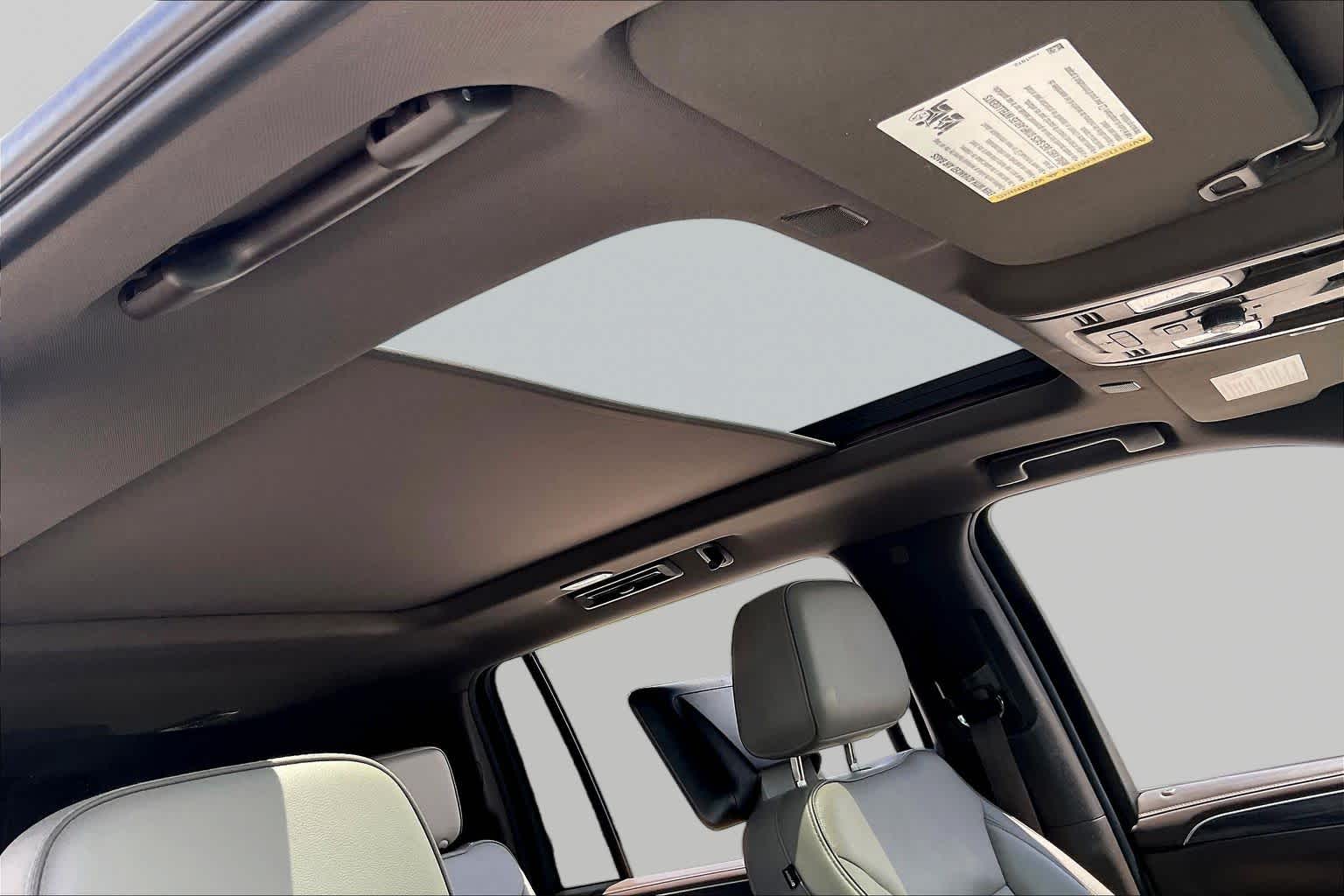 2021 GMC Yukon XL SLT Summit White at Group 1 GMC Buick South