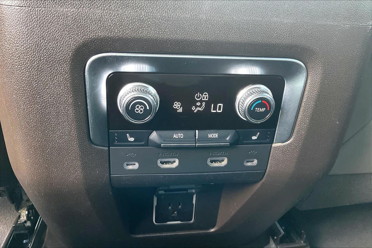 2021 GMC Yukon XL SLT Summit White at Group 1 GMC Buick South