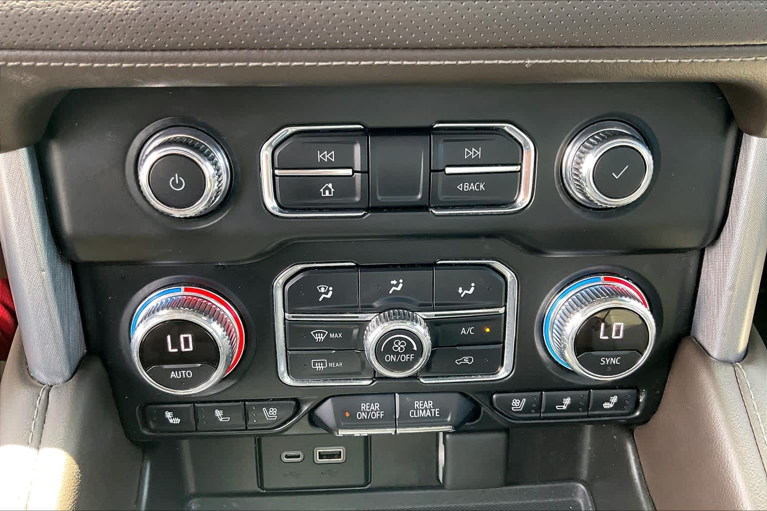 2021 GMC Yukon XL SLT Summit White at Group 1 GMC Buick South