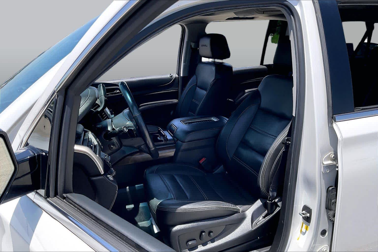 2019 GMC Yukon XL Denali Denali White Frost Tricoat at Texan GMC Buick