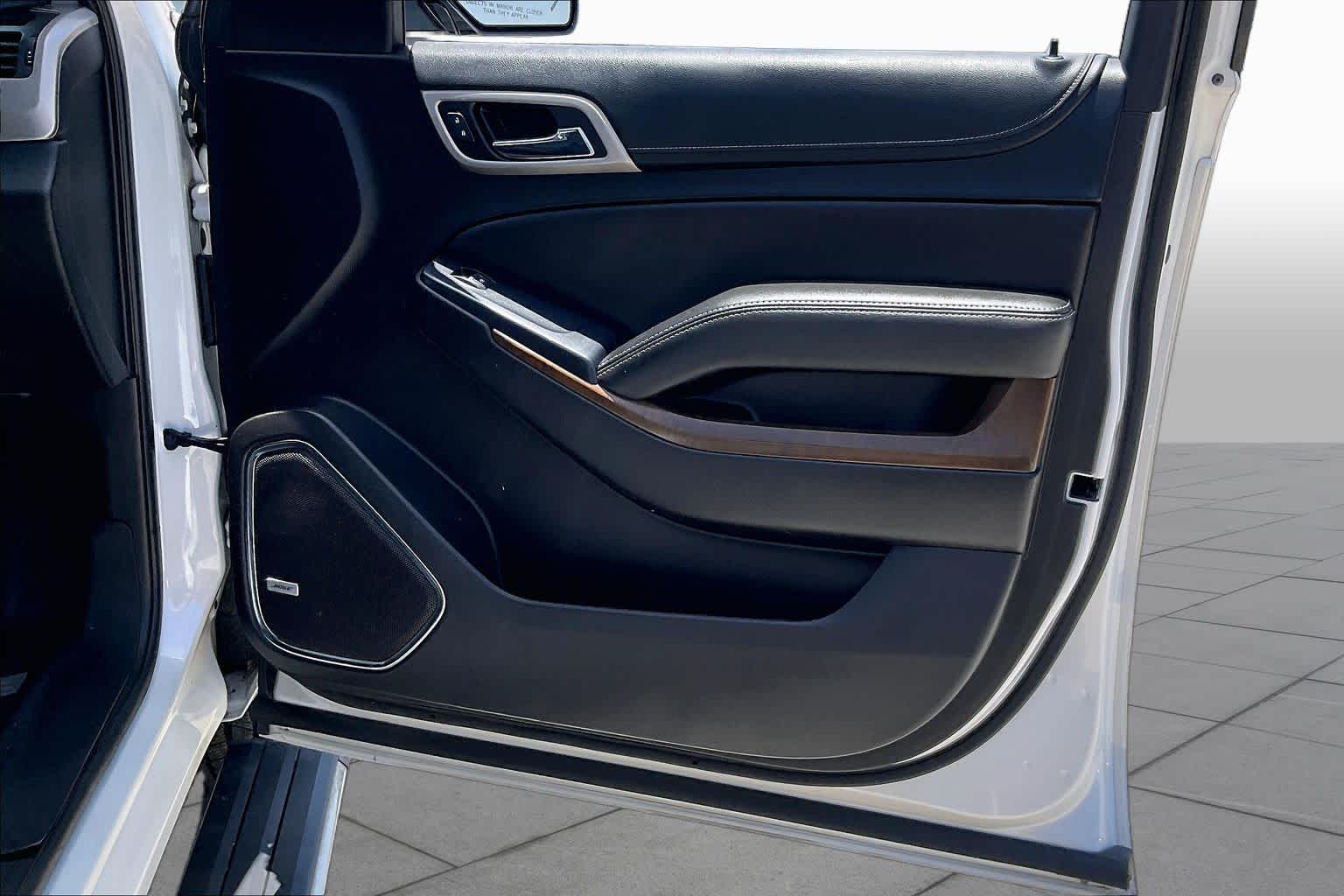 2019 GMC Yukon XL Denali Denali White Frost Tricoat at Texan GMC Buick