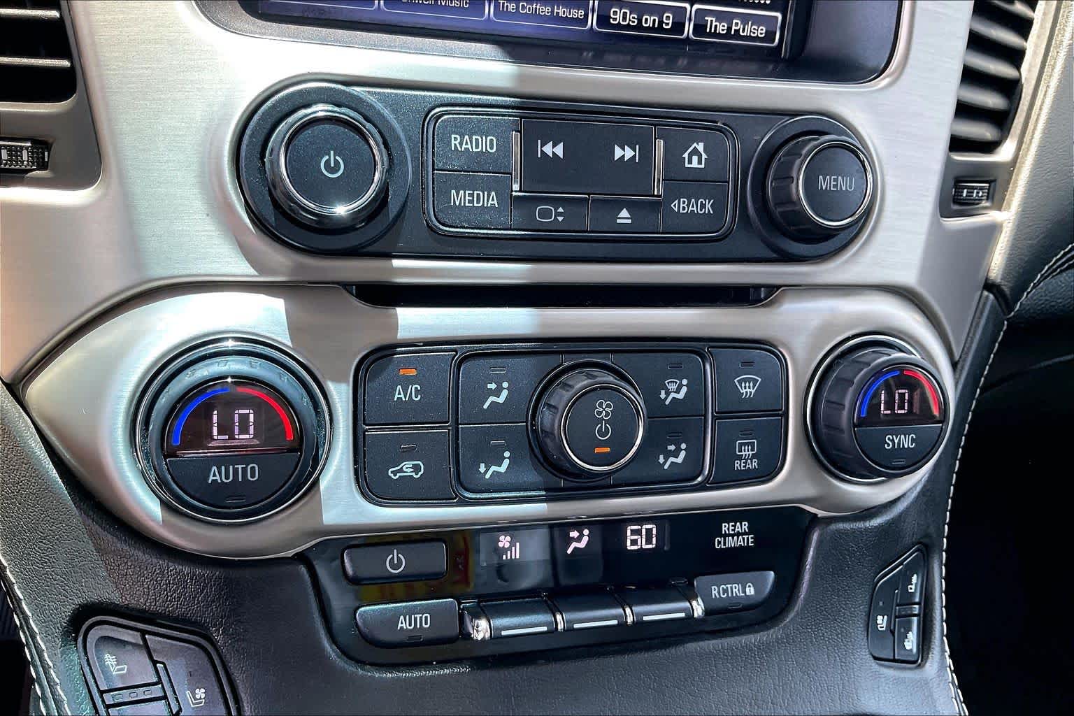 2019 GMC Yukon XL Denali Denali White Frost Tricoat at Texan GMC Buick