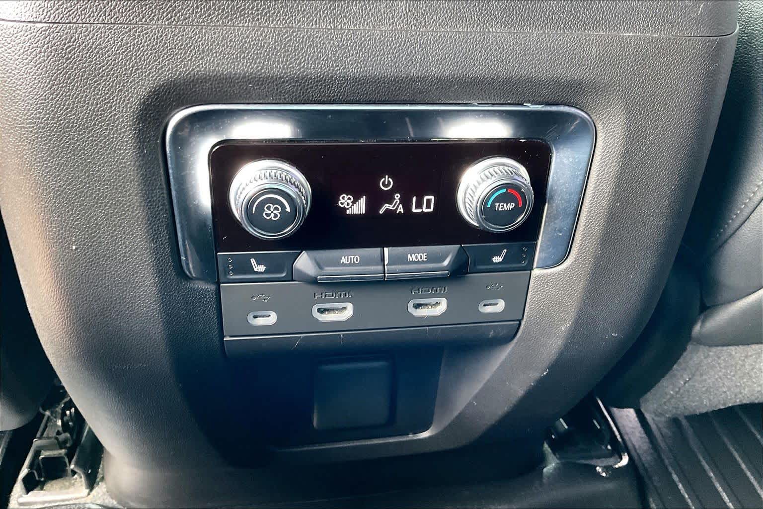 2021 GMC Yukon SLT Onyx Black at Texan GMC Buick