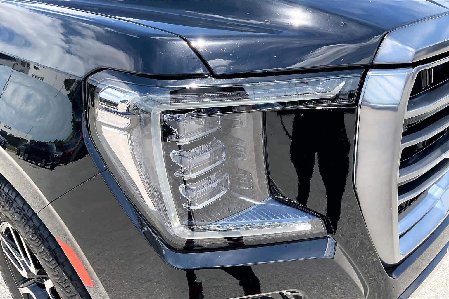 2024 GMC Yukon AT4 Onyx Black at Texan GMC Buick
