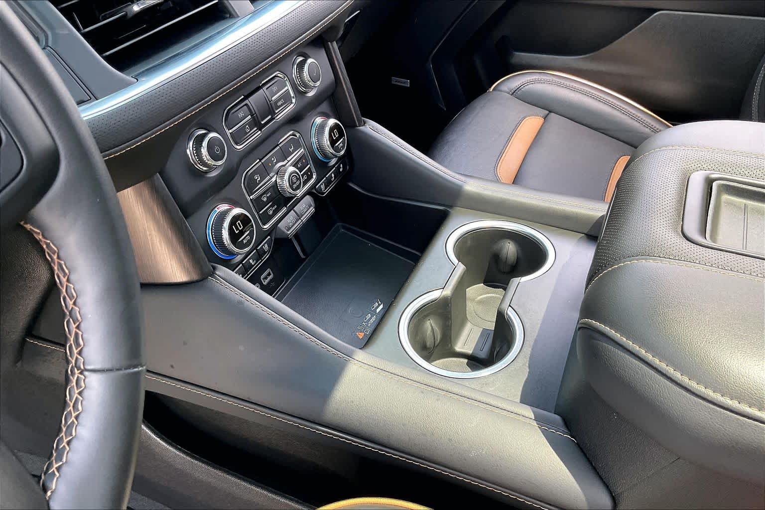 2024 GMC Yukon AT4 Onyx Black at Texan GMC Buick