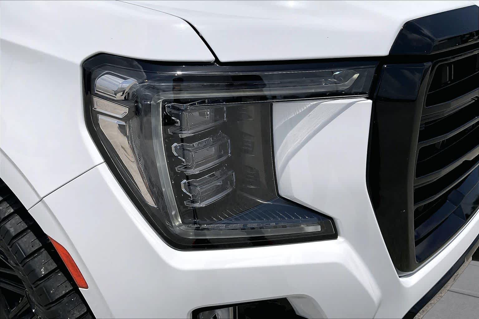 2024 GMC Yukon AT4 Summit White at Group 1 GMC Buick South