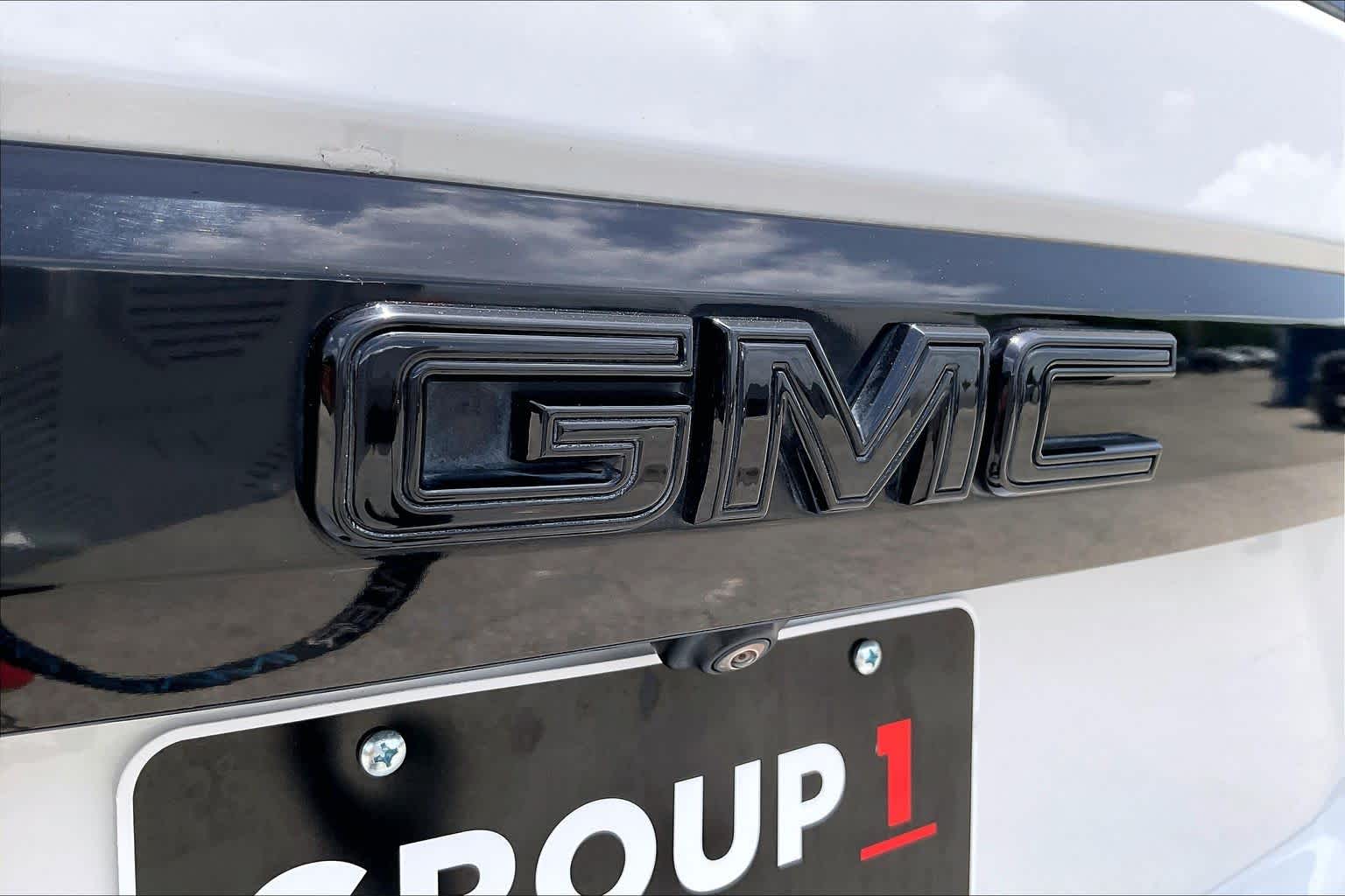 2024 GMC Yukon AT4 Summit White at Group 1 GMC Buick South