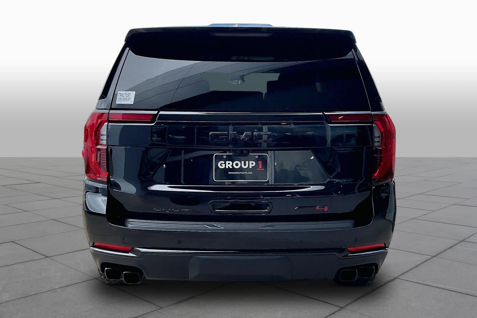 2026 GMC Yukon photo 4 of 18