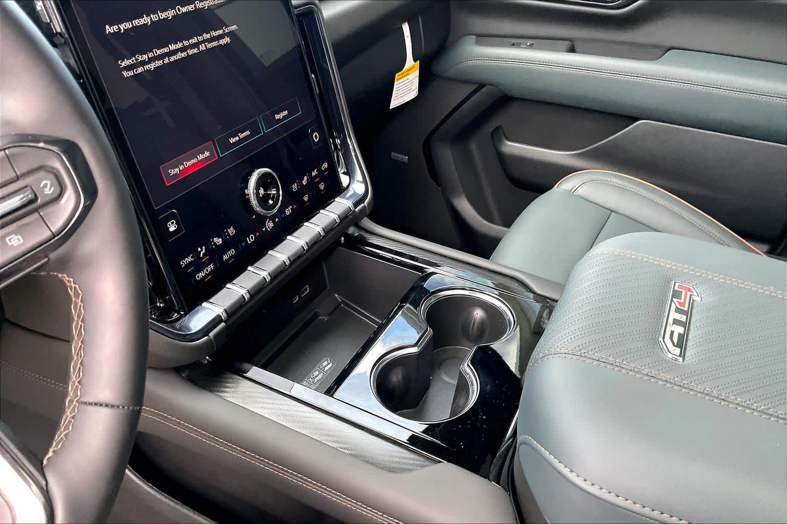 2026 GMC Yukon photo 11 of 18