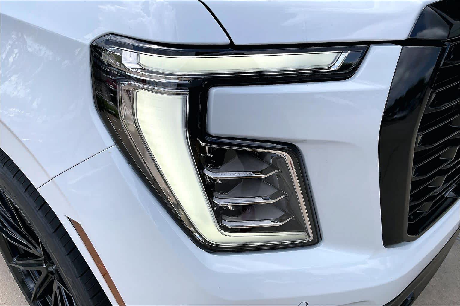 2026 GMC Yukon Denali Denali Glacier White Tricoat at Group 1 GMC Buick South