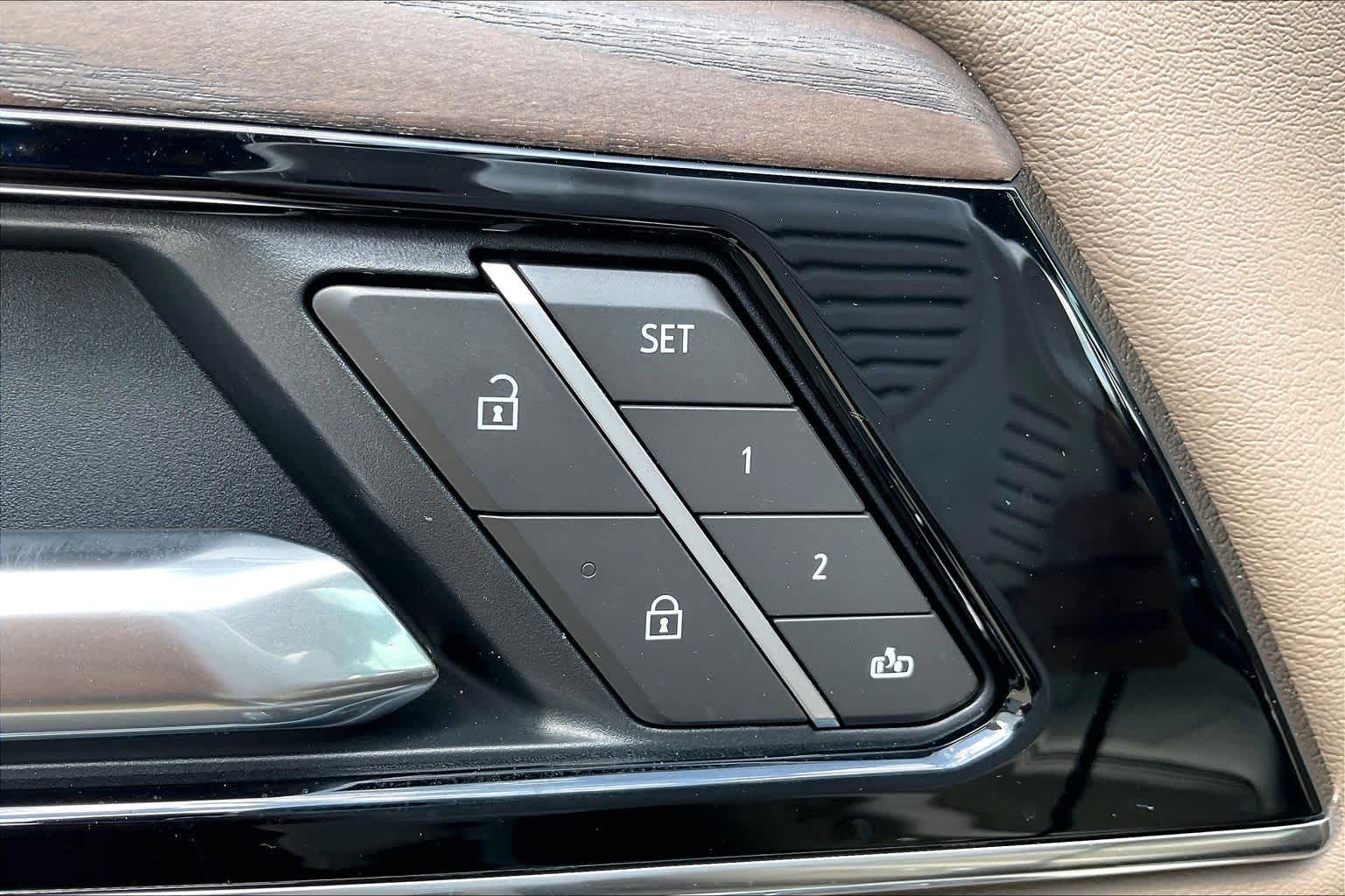 2026 GMC Yukon Denali Denali Glacier White Tricoat at Group 1 GMC Buick South