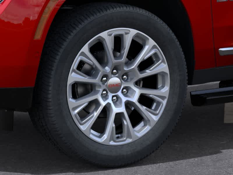 2027 GMC Yukon Denali photo 9 of 24