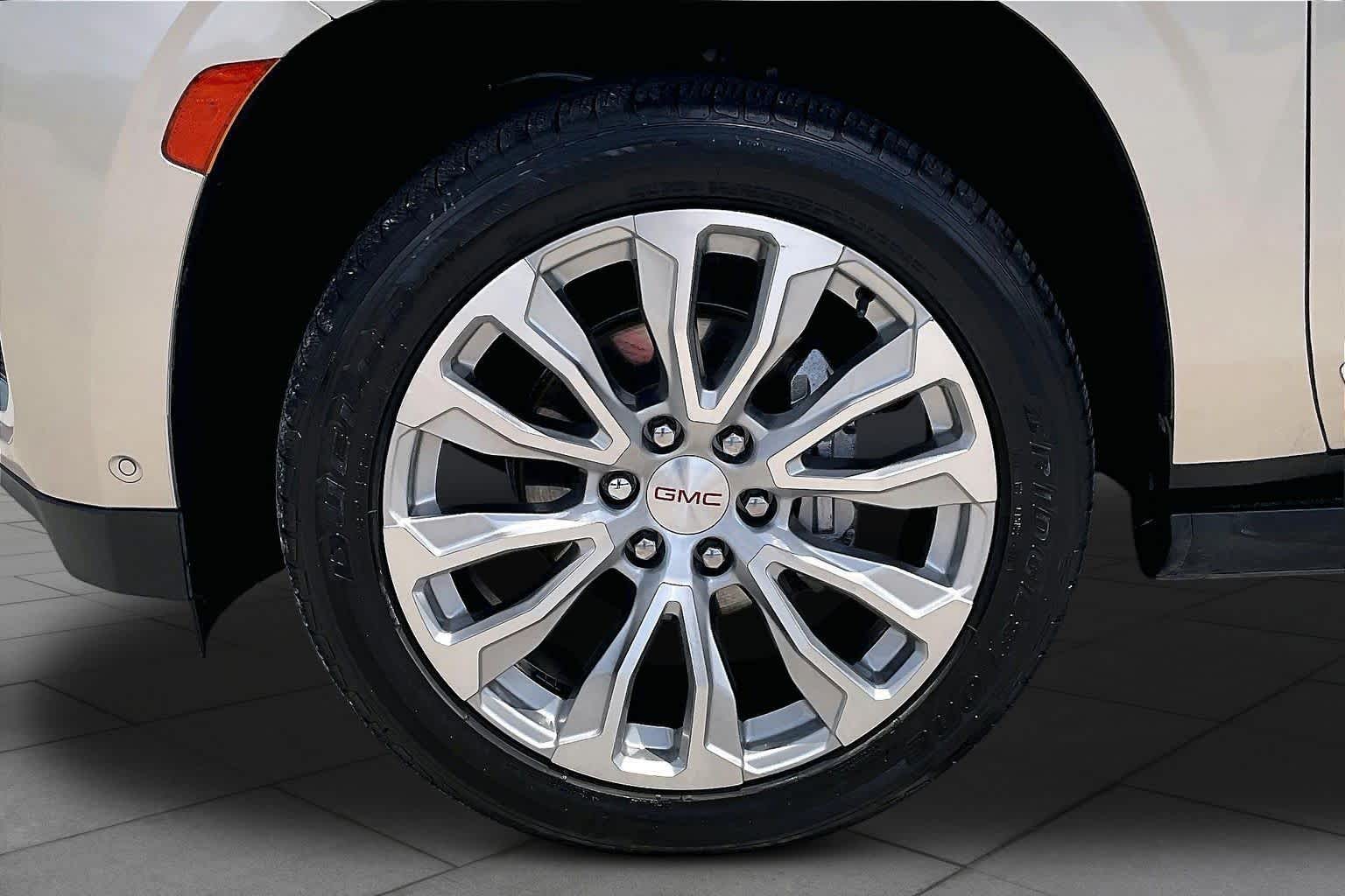 2023 GMC Yukon Denali Denali - 10