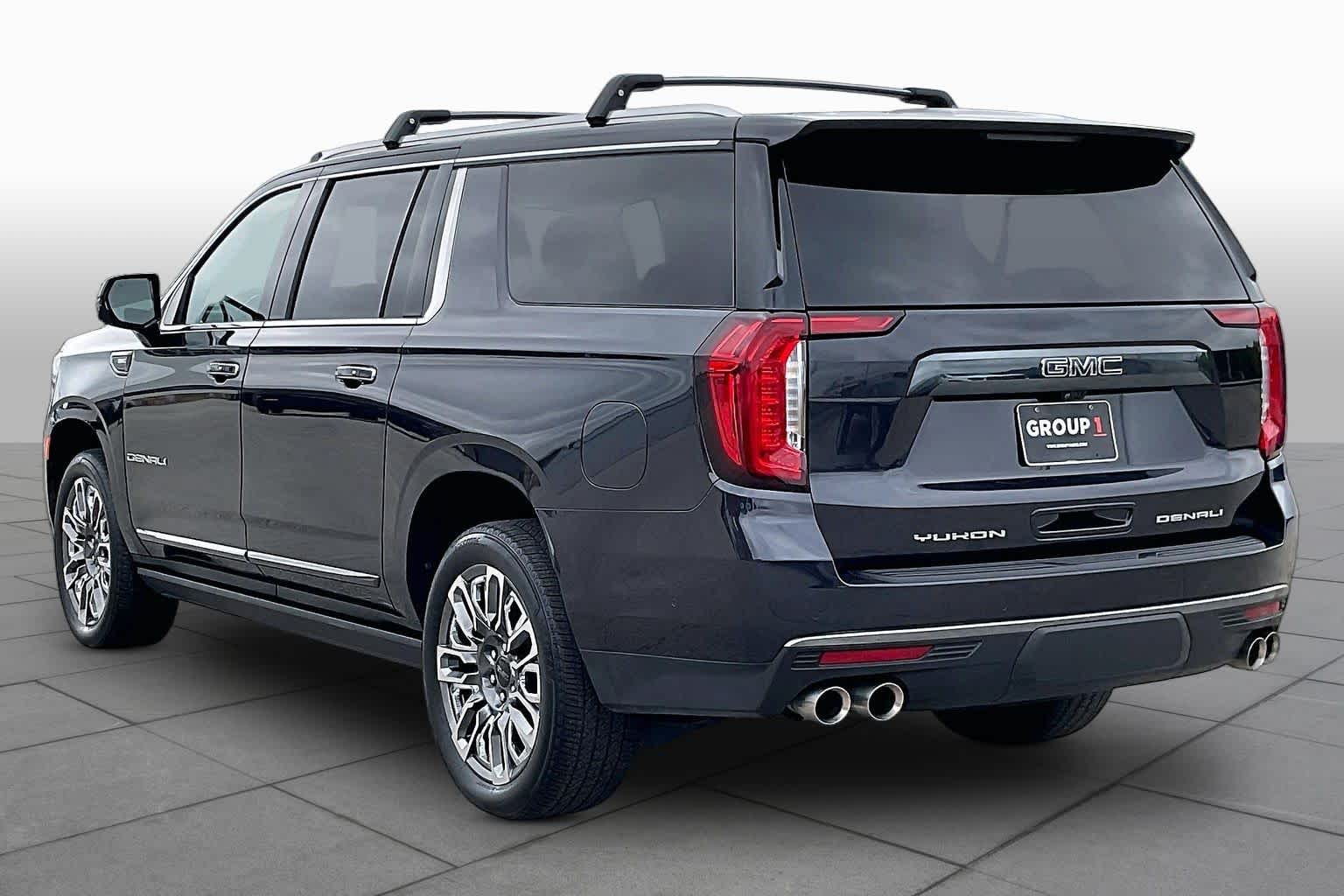2023 GMC Yukon Denali Ultimate Denali Ultimate - 11