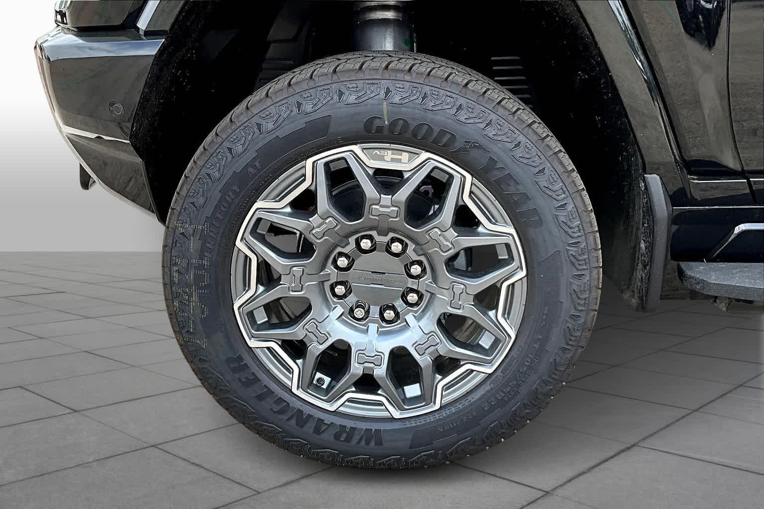 2025 GMC HUMMER EV SUV 3X - 8