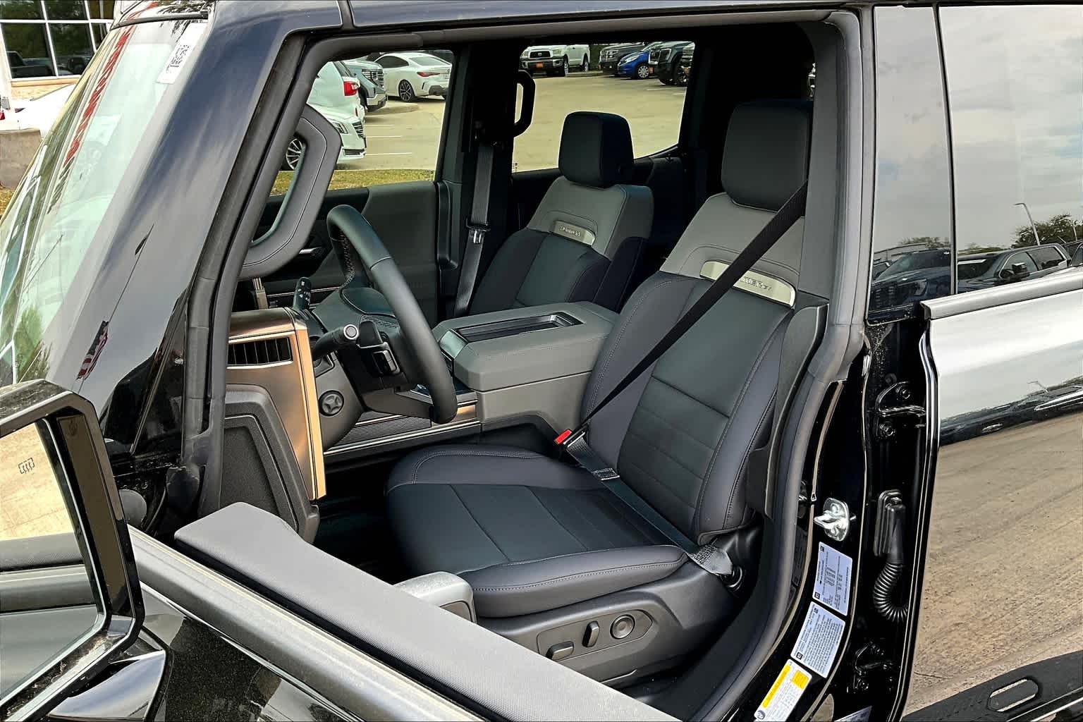 2025 GMC HUMMER EV SUV 3X Void Black at Group 1 GMC Buick South