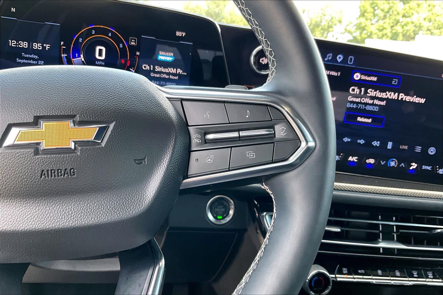 2026 Chevrolet Traverse photo 25 of 34