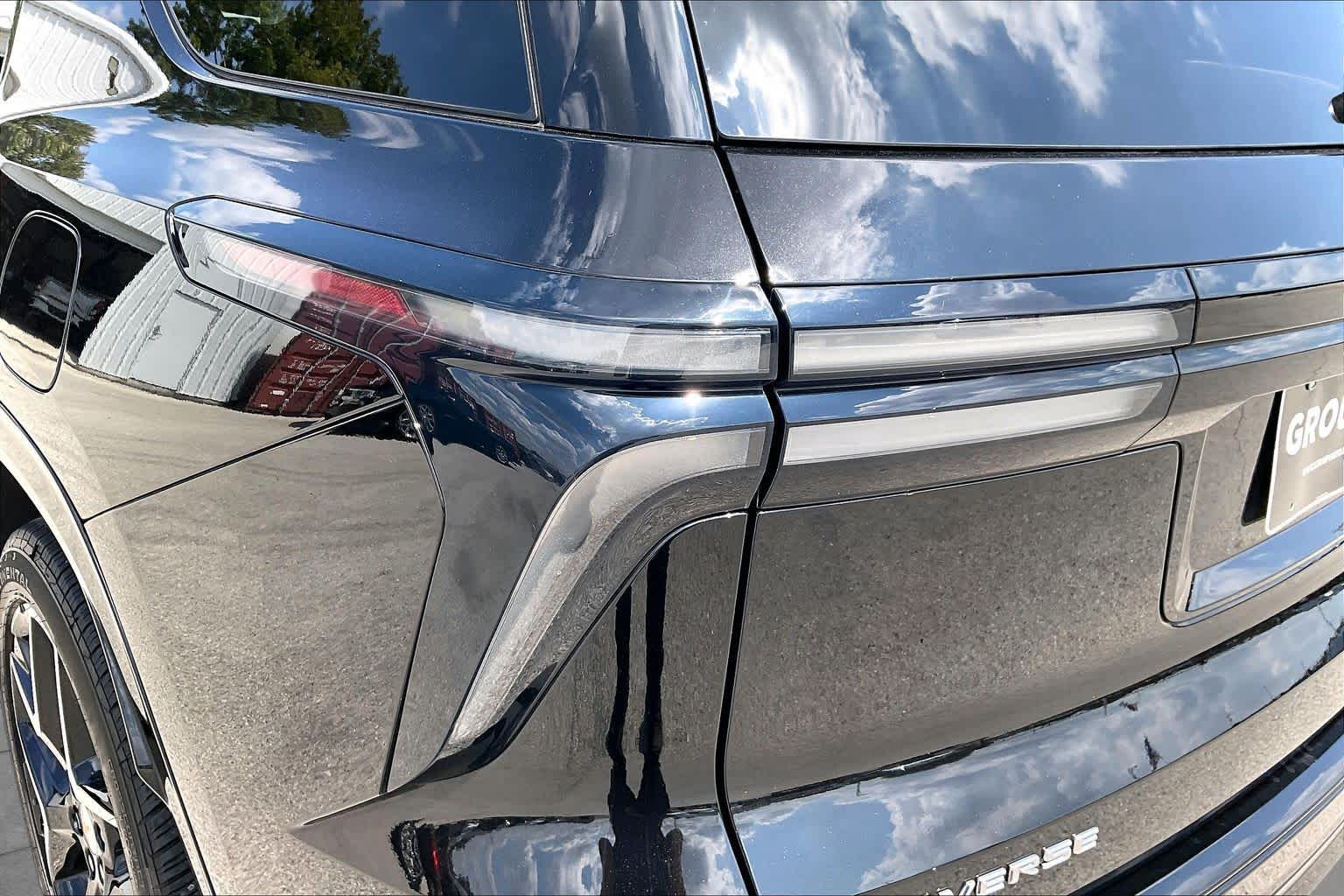 2026 Chevrolet Traverse photo 29 of 34
