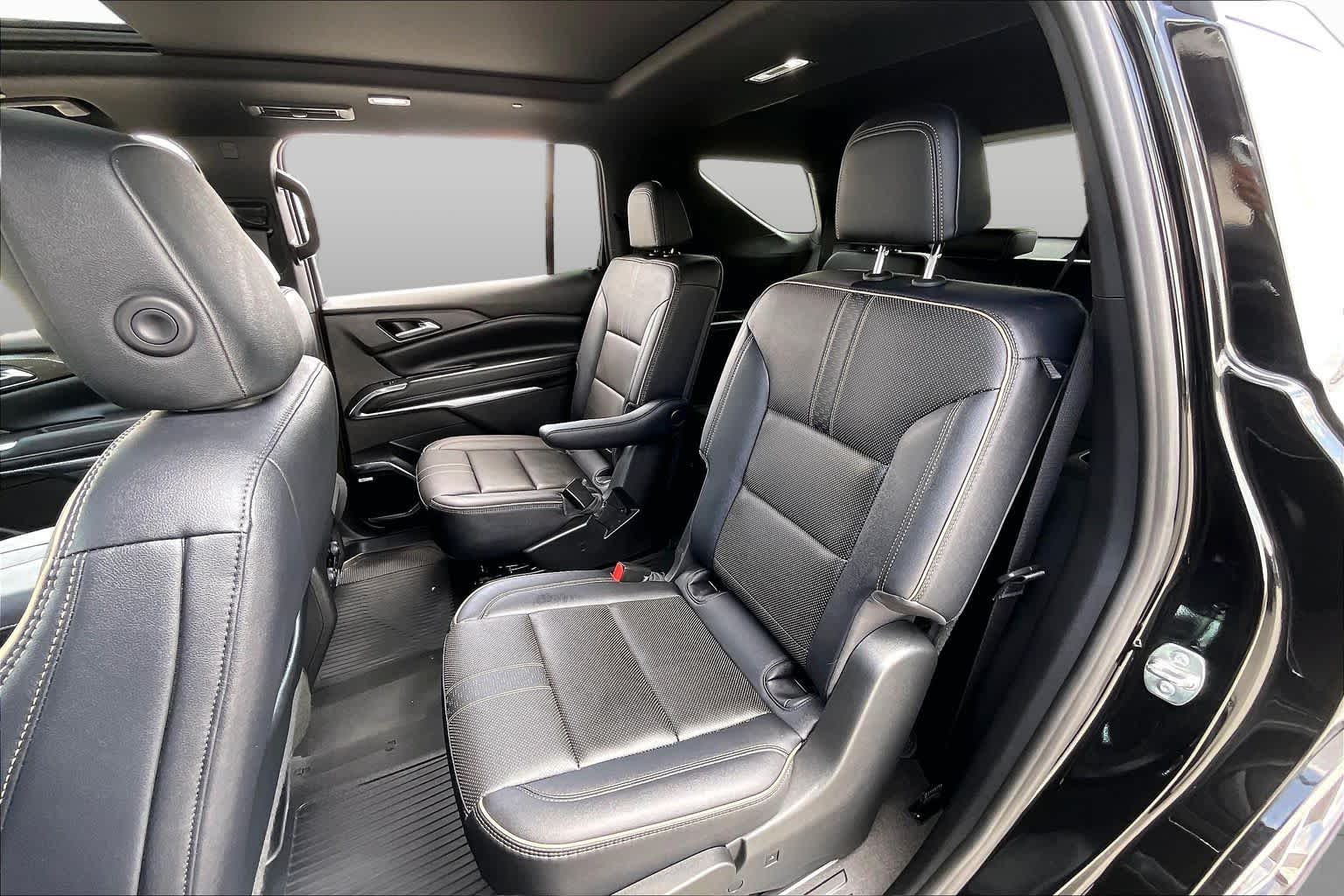 2026 Chevrolet Traverse photo 20 of 34
