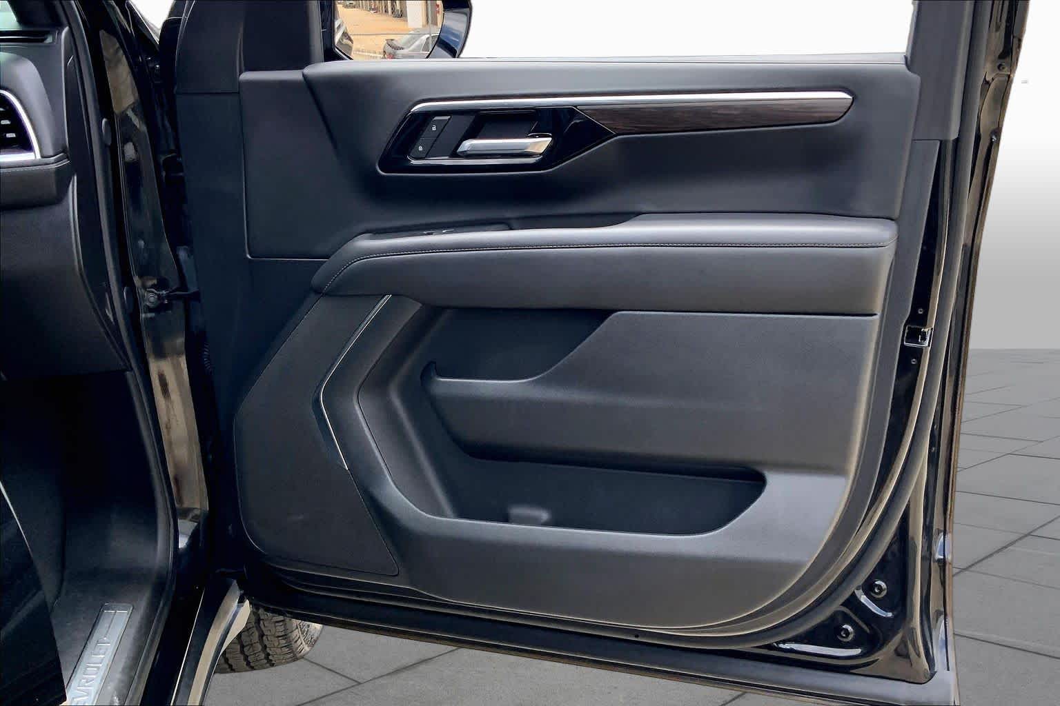 2025 Chevrolet Tahoe Z71 Black at Group 1 GMC Buick South